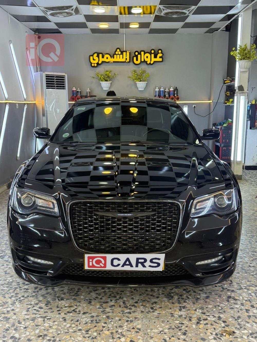 كرايسلر 300